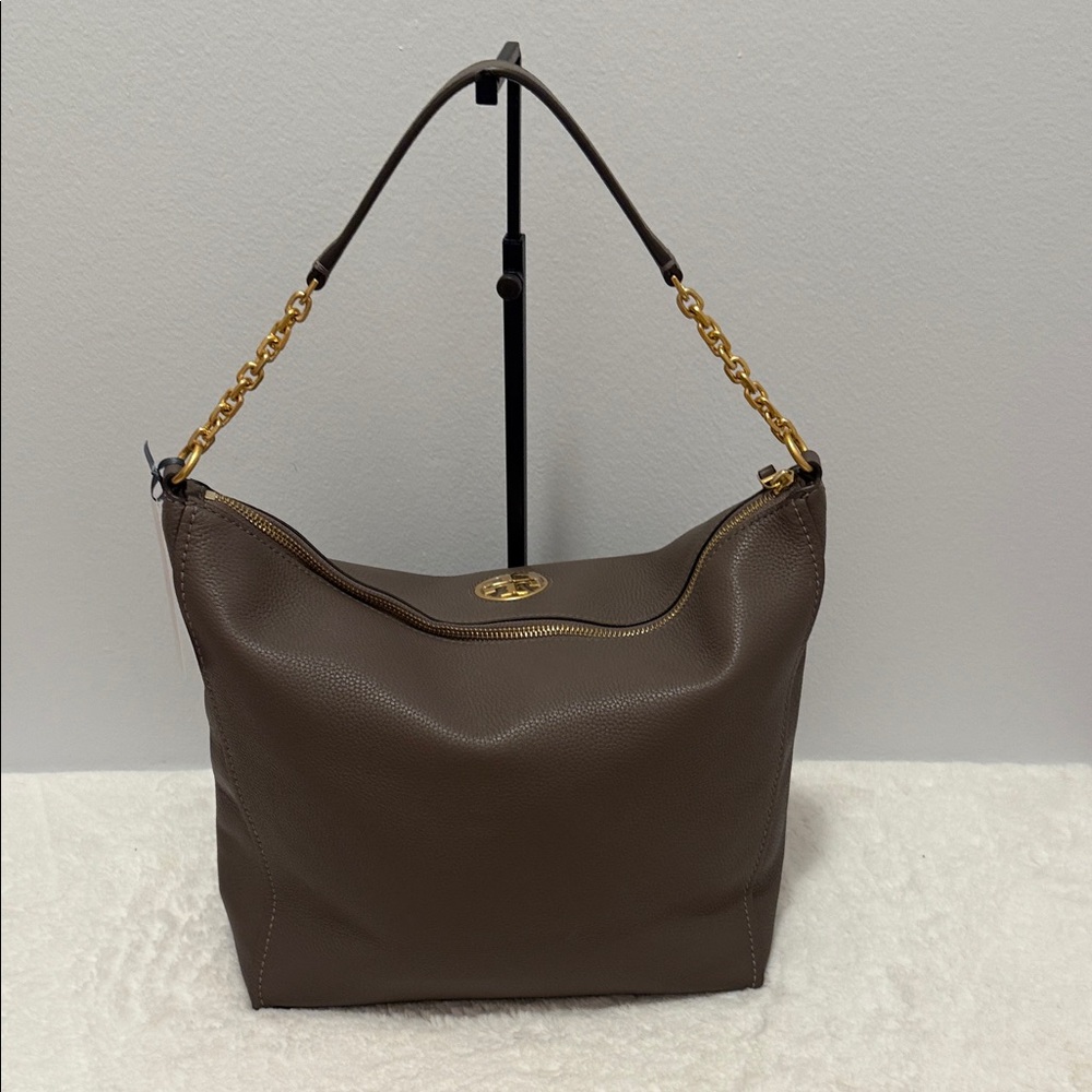 Tory Burch Carson Top Handle Hobo Soft Pebbled Leather Bag Gray Taupe NWOT’s - Picture 4 of 10